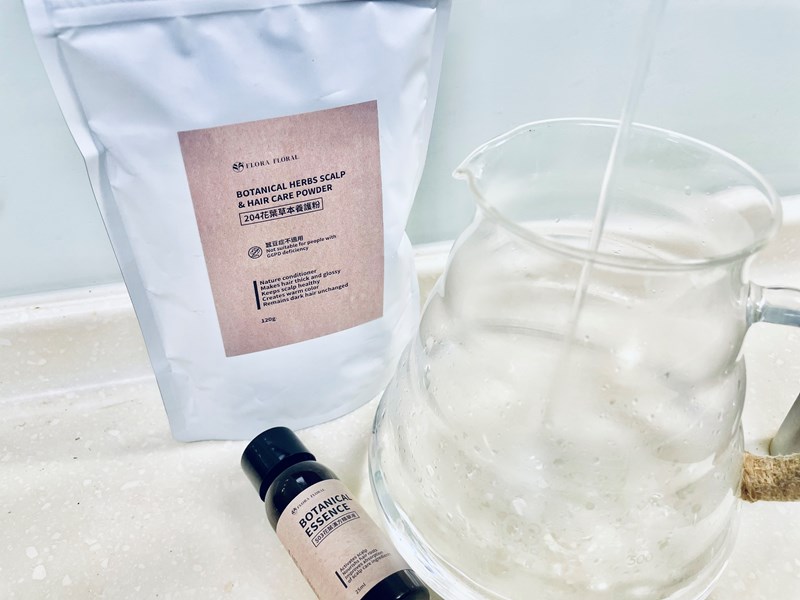 女人知己試用大隊,口碑行銷,部落客行銷,Flora Floral花葉草本養護泥,頭皮養護,頭皮護理,頭皮清潔,植萃染髮,中草藥,草本植萃,頭皮去角質,頭皮調理,花葉頭皮養護,201花葉草本養護泥,203花葉頭皮養護泥矯色版,頭皮養護專家